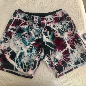 Lululemon men’s swim trunks brand new never worn